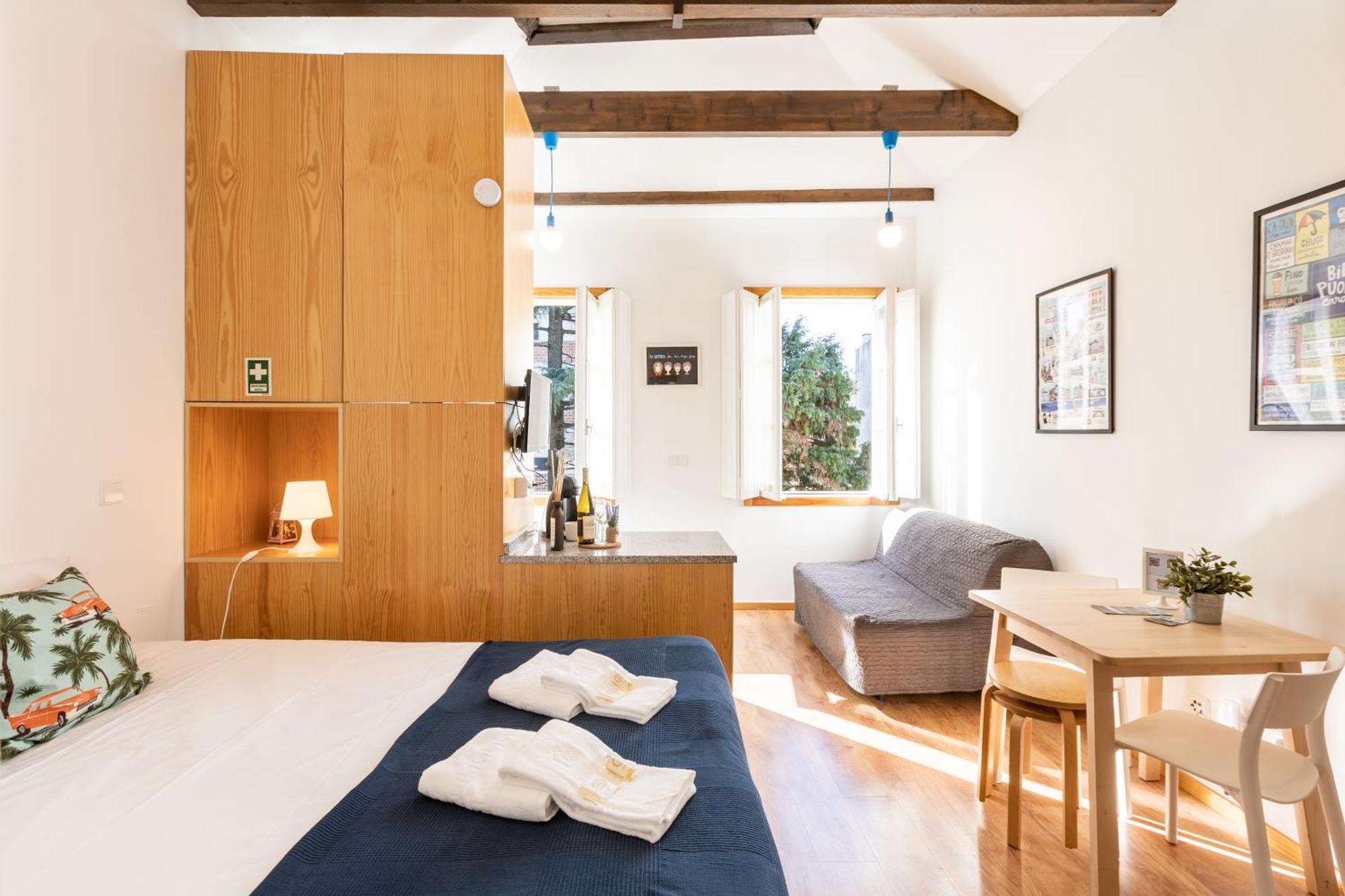 733 Costa Cabral Metro Residence OOporto Rum bild
