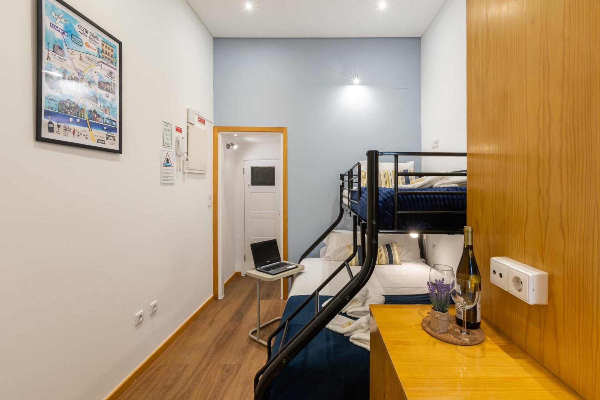 733 Costa Cabral Metro Residence OOporto Rum bild