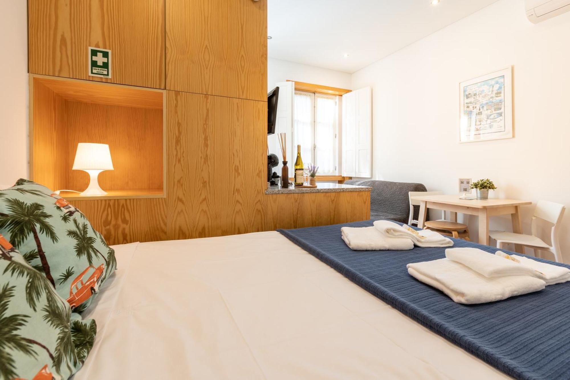 733 Costa Cabral Metro Residence OOporto Rum bild