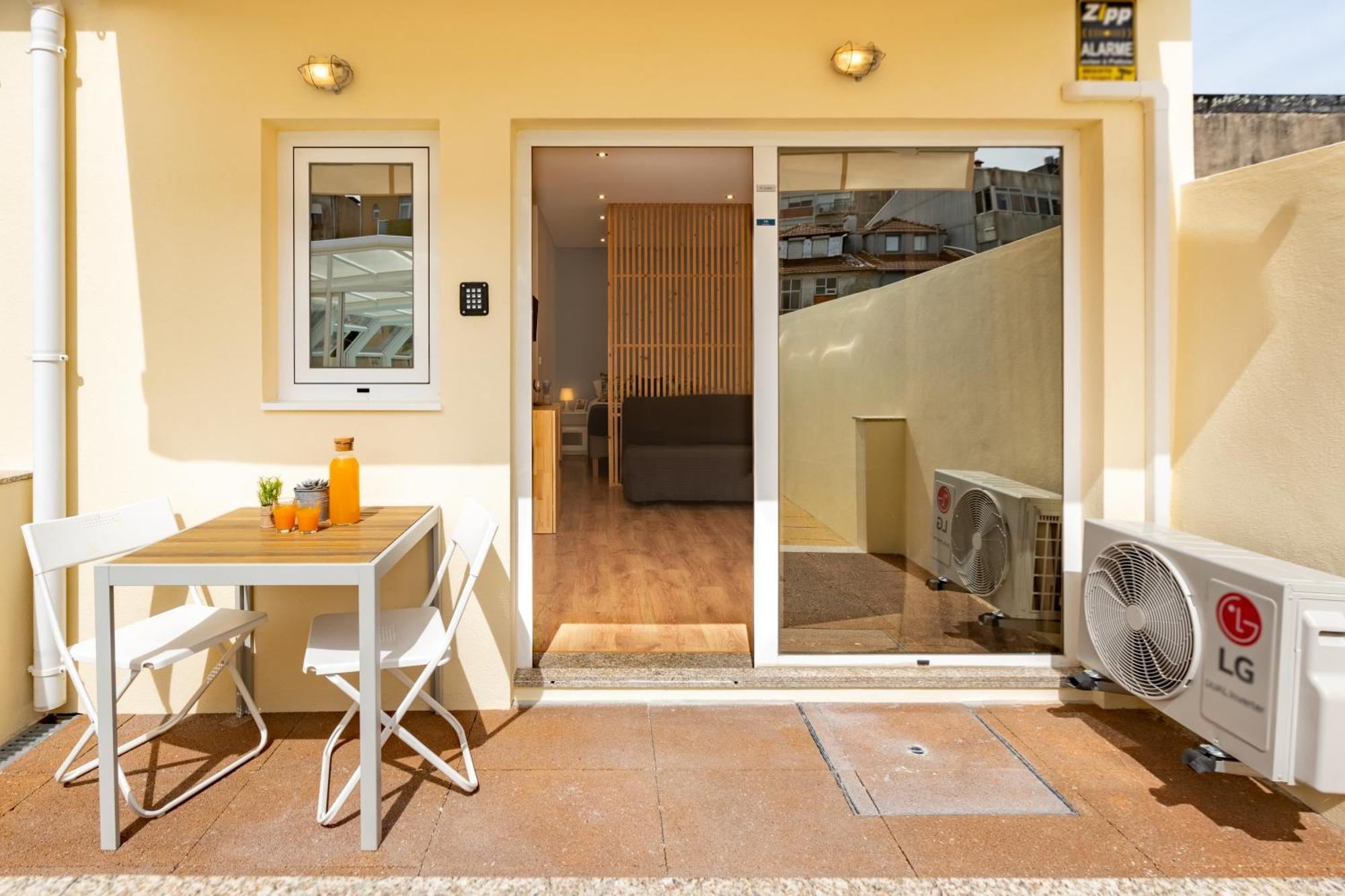 733 Costa Cabral Metro Residence OOporto Rum bild